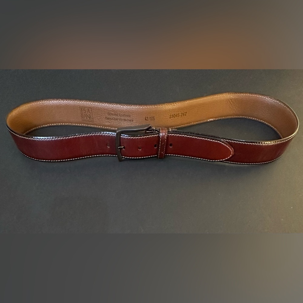 🌟HP🌟Jos. A Bank Italian Handcrafted Red-Brown  Leather Belt Gunmetal Buckle 42